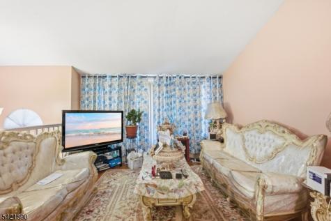 674 Berkeley Avenue City Of Orange NJ 07050