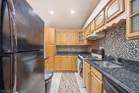 674 Berkeley Avenue City Of Orange NJ 07050