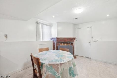 674 Berkeley Avenue City Of Orange NJ 07050