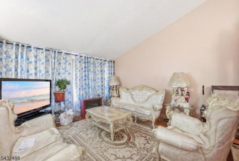 674 Berkeley Avenue City Of Orange NJ 07050