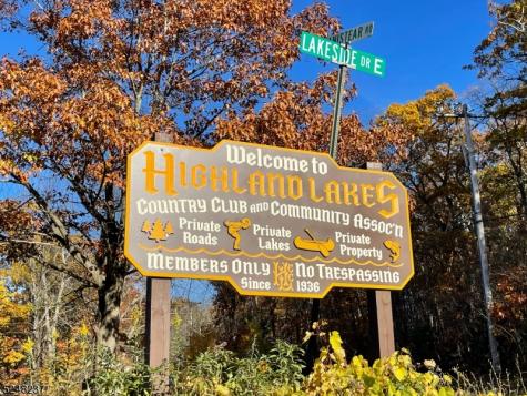 639 Canistear Road Vernon NJ 07422