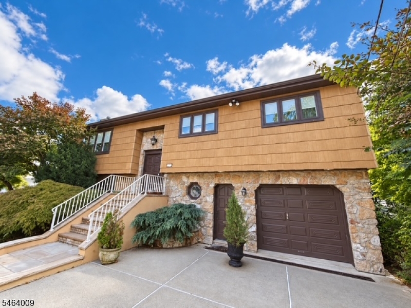 134 Hillside Avenue Nutley NJ 07110