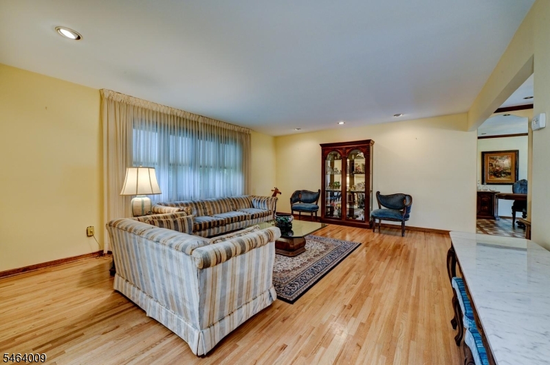 134 Hillside Avenue Nutley NJ 07110
