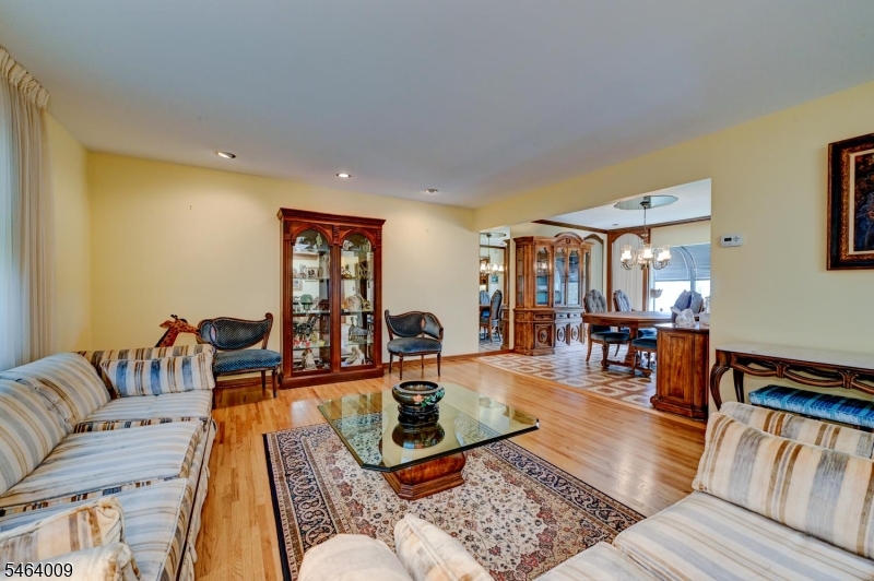134 Hillside Avenue Nutley NJ 07110