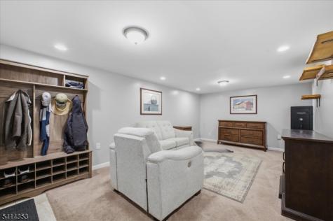 66 Ridgeway Avenue Hope NJ 07825