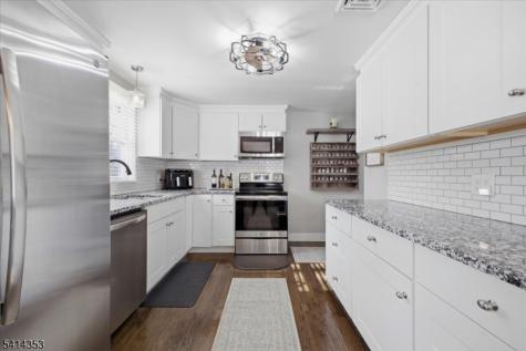 66 Ridgeway Avenue Hope NJ 07825