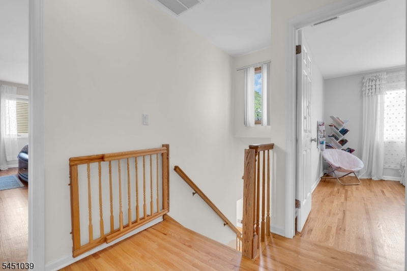 7 Hoagland Court Bridgewater NJ 08807