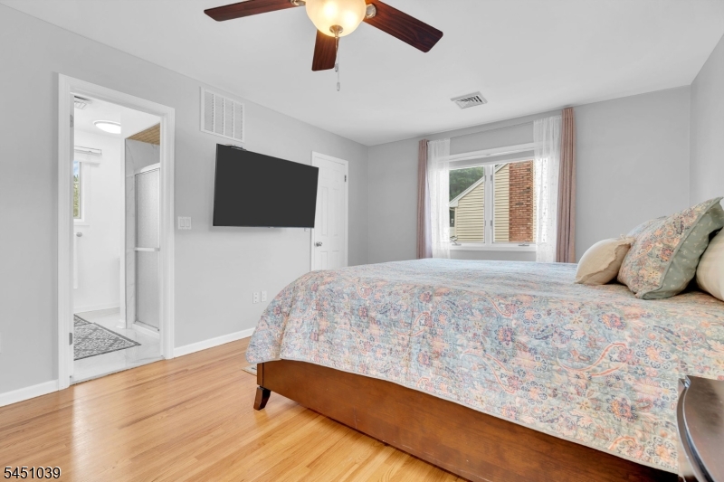7 Hoagland Court Bridgewater NJ 08807