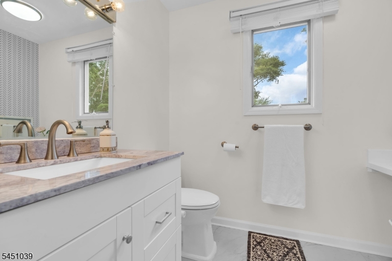 7 Hoagland Court Bridgewater NJ 08807