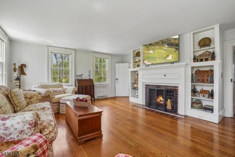 70 Pleasant Run Road Readington NJ 08822