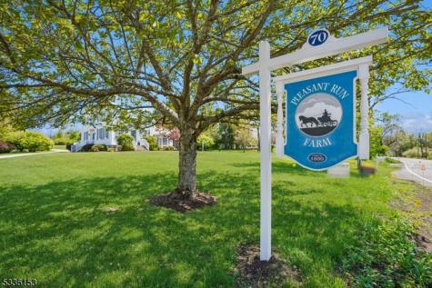 70 Pleasant Run Road Readington NJ 08822