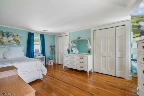 70 Pleasant Run Road Readington NJ 08822