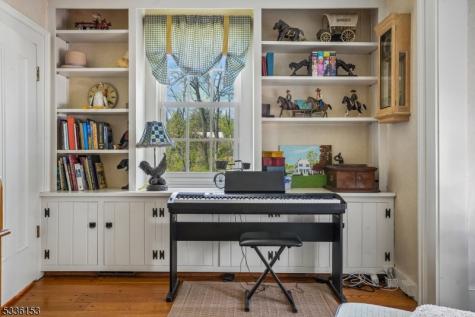 70 Pleasant Run Road Readington NJ 08822