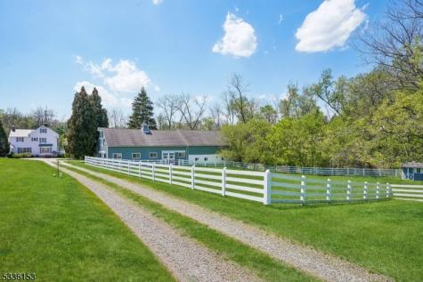 70 Pleasant Run Road Readington NJ 08822