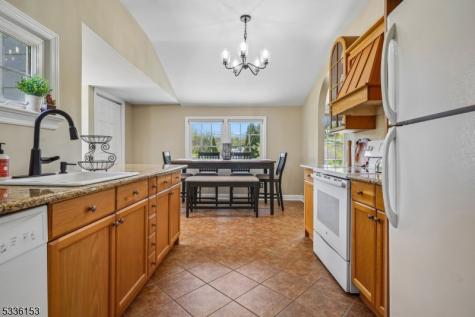 70 Pleasant Run Road Readington NJ 08822