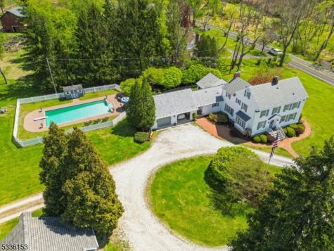 70 Pleasant Run Road Readington NJ 08822