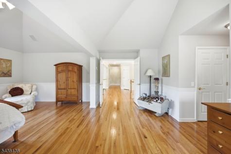 4 Harcourt Terrace Denville NJ 07834