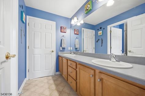 4 Harcourt Terrace Denville NJ 07834