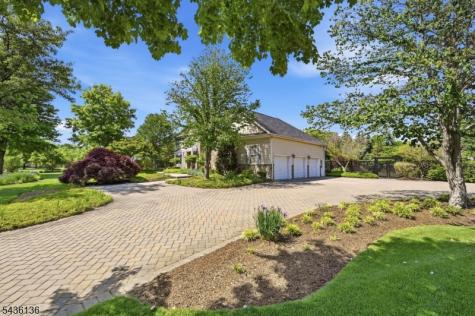 4 Harcourt Terrace Denville NJ 07834