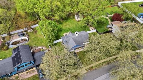 47 Pudding Stone Way Lopatcong NJ 08865