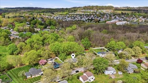 47 Pudding Stone Way Lopatcong NJ 08865