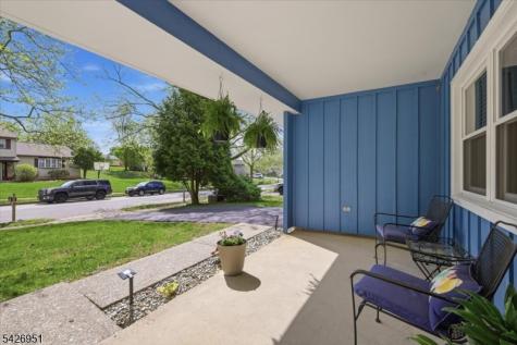 47 Pudding Stone Way Lopatcong NJ 08865