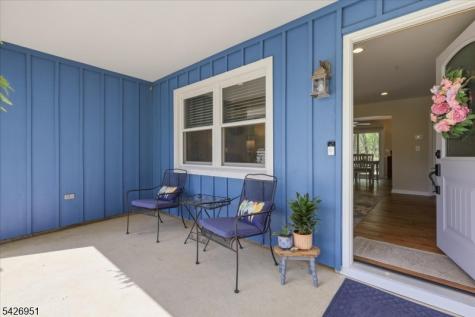 47 Pudding Stone Way Lopatcong NJ 08865