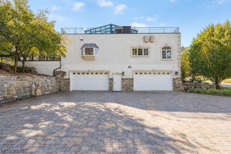 4 High Mountain Drive Montville NJ 07045