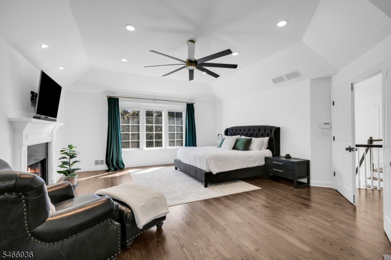 14 Paddock Court Bernards NJ 07920