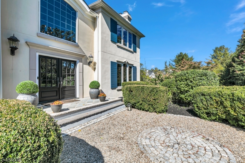 14 Paddock Court Bernards NJ 07920