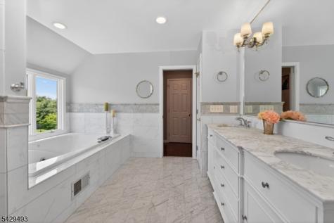 38 Grove Farm Road Union NJ 08867