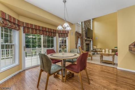 6 Jayne Drive Lopatcong NJ 08865