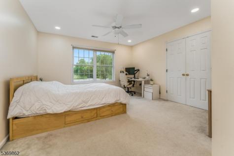 6 Jayne Drive Lopatcong NJ 08865