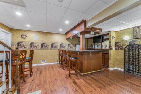 6 Jayne Drive Lopatcong NJ 08865