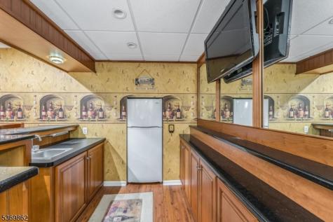 6 Jayne Drive Lopatcong NJ 08865