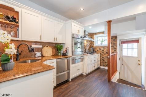 77 1ST Avenue Little Falls NJ 07424