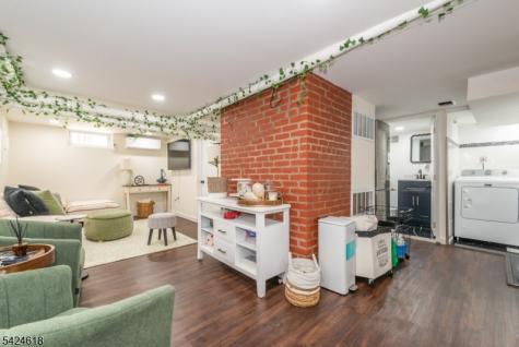 77 1ST Avenue Little Falls NJ 07424