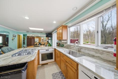 42 Schoolhouse Road Randolph NJ 07869