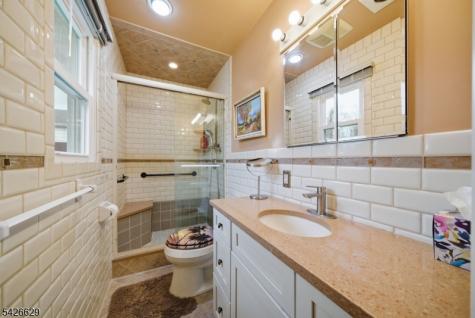 42 Schoolhouse Road Randolph NJ 07869