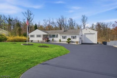 42 Schoolhouse Road Randolph NJ 07869