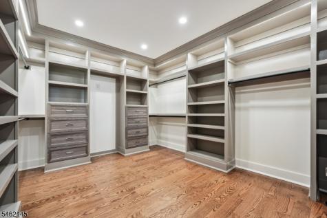 9 Blackbirch Road Scotch Plains NJ 07076