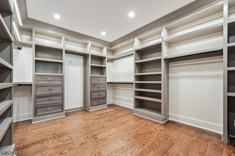9 Blackbirch Road Scotch Plains NJ 07076