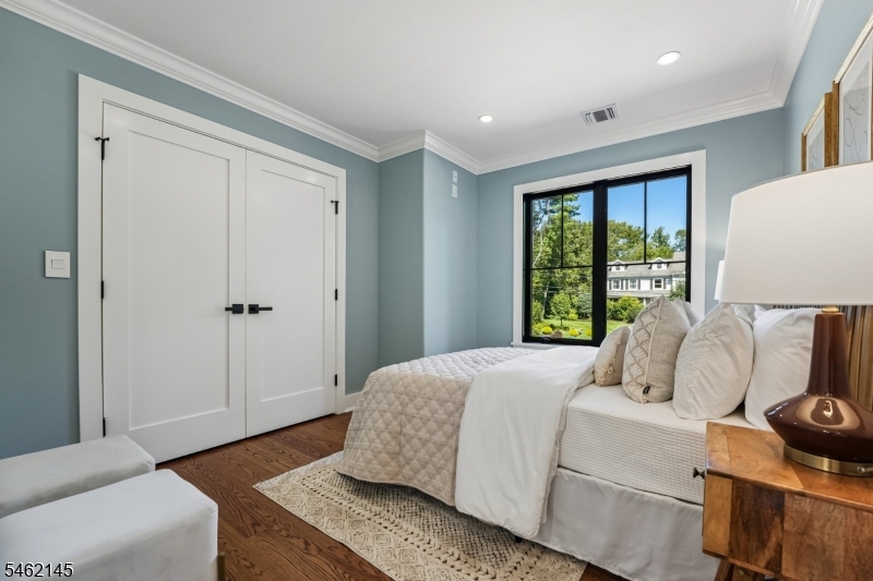 9 Blackbirch Road Scotch Plains NJ 07076