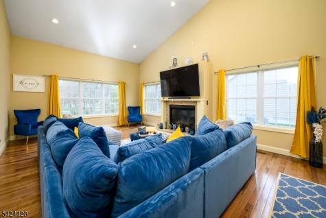 32 Pleasant Plains Road Franklin NJ 08823
