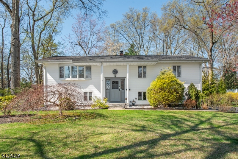 14 Green Drive East Hanover NJ 07936