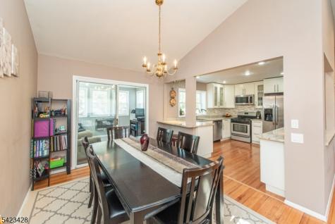 14 Green Drive East Hanover NJ 07936