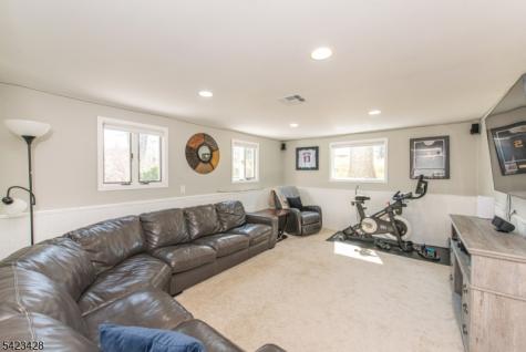 14 Green Drive East Hanover NJ 07936