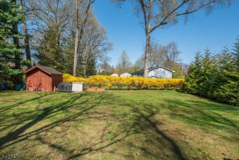 14 Green Drive East Hanover NJ 07936