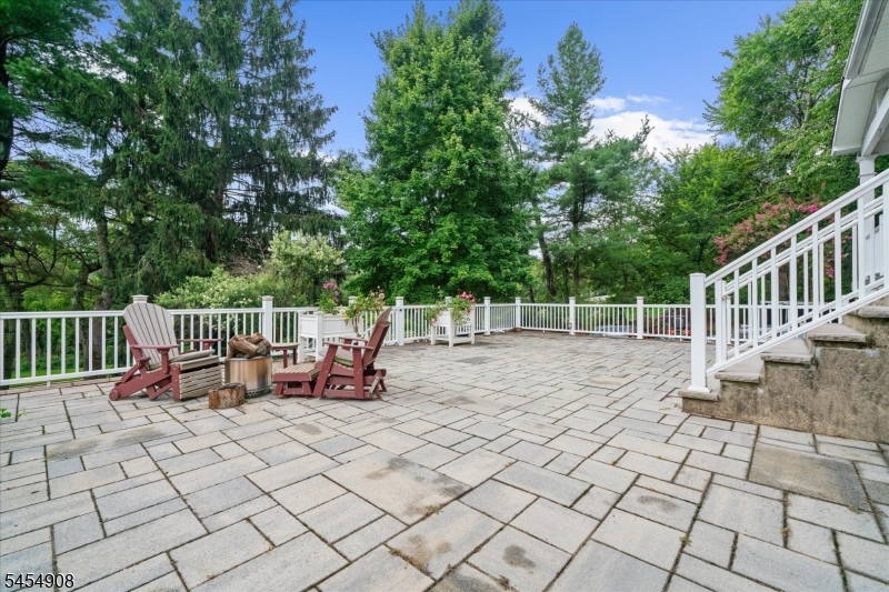 46 Everitts Hill Road Raritan NJ 08822