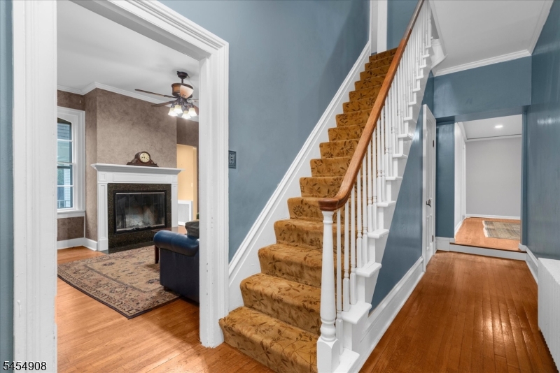 46 Everitts Hill Road Raritan NJ 08822